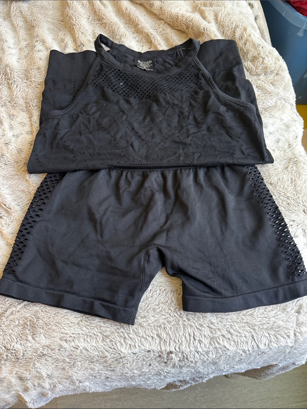 Athleta Black Seamless Mesh Detail Sports top and Shorts Set XL